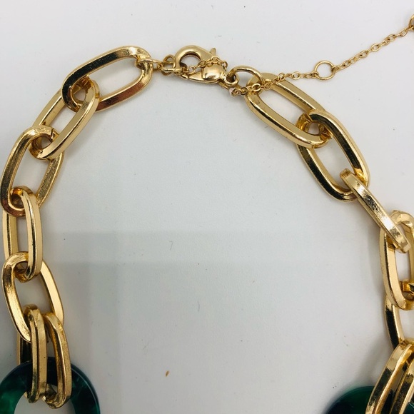 Gorgeous Gold and Malachite Necklace - Picture 4 of 6